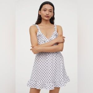 🆕 H&M Black and White Polka Dot Blouse